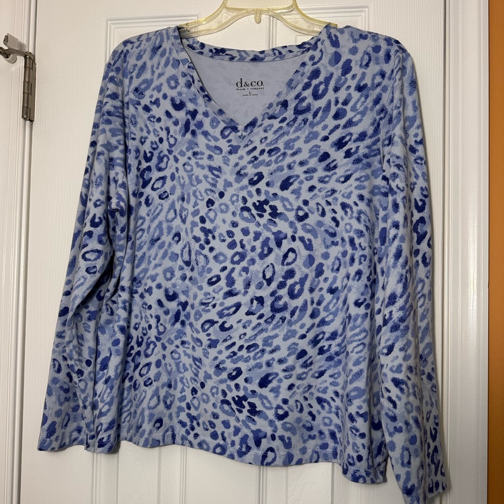 Denim&Co Blue Animal Print Long Sleeve Top